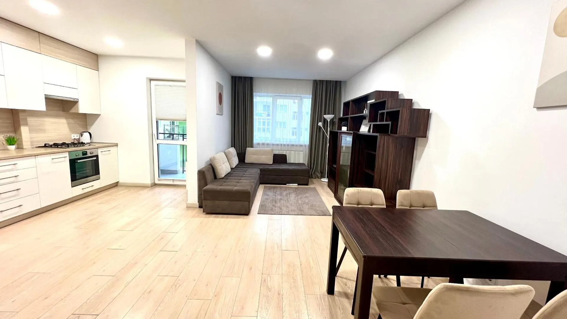 Osapart Comfortable Apartment In A Complex Great Britain Lviv